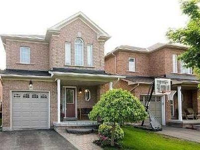 35 Hillsburgh Dr, House detached with 3 bedrooms, 3 bathrooms and 2 parking in Brampton ON | Image 1