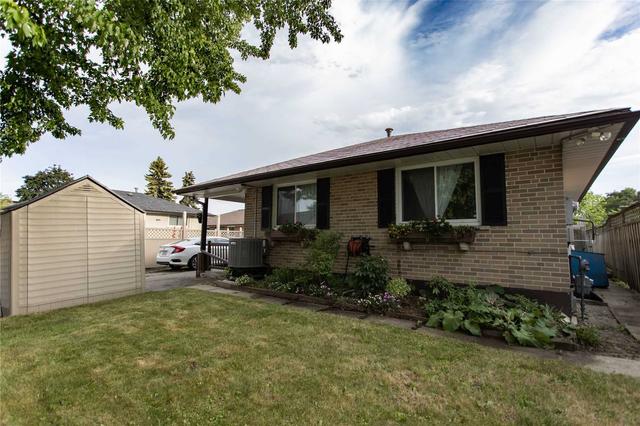 s - 115 Centre St, House detached with 3 bedrooms, 3 bathrooms and 6 parking in Brampton ON | Image 1