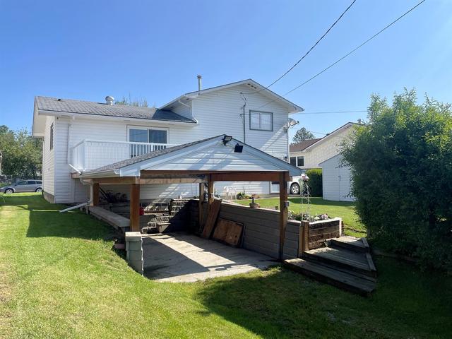 5405 12 Avenue, House detached with 3 bedrooms, 2 bathrooms and 6 parking in Edson AB | Image 4