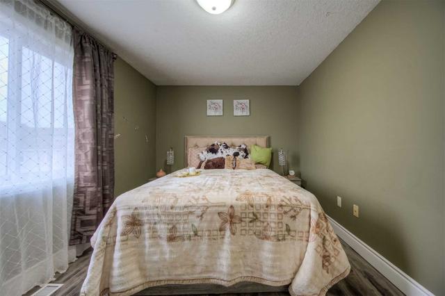 9 Darling Cres, House detached with 3 bedrooms, 3 bathrooms and 5 parking in Guelph ON | Image 27