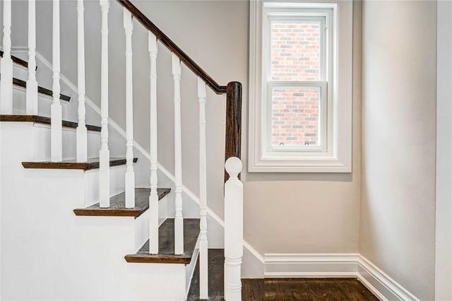 41 Thirty Seventh St, House detached with 3 bedrooms, 2 bathrooms and 6 parking in Toronto ON | Image 10