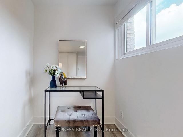 18 - 1666 Queen St E, Townhouse with 3 bedrooms, 1 bathrooms and 1 parking in Toronto ON | Image 16