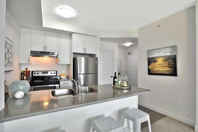 122 - 35 Southshore Cres, Condo with 1 bedrooms, 1 bathrooms and 1 parking in Hamilton ON | Image 5