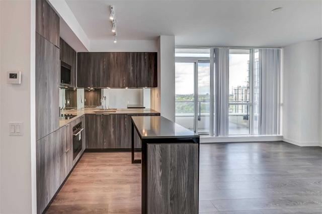 1806 - 609 Avenue Rd, Condo with 2 bedrooms, 2 bathrooms and 1 parking in Toronto ON | Image 10