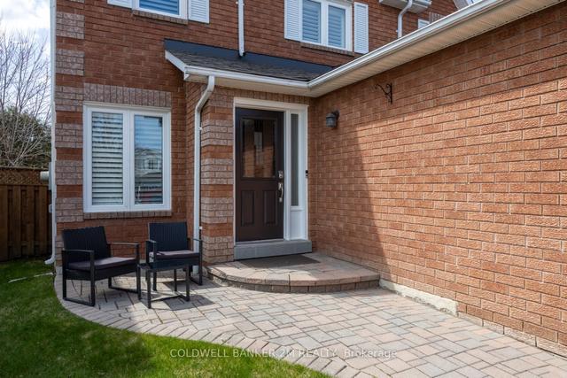 87 Hooper Sq, House detached with 3 bedrooms, 3 bathrooms and 4 parking in Clarington ON | Image 12