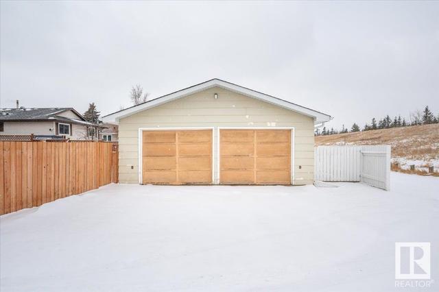 7104 44 Av Nw, House detached with 5 bedrooms, 2 bathrooms and 4 parking in Edmonton AB | Image 45