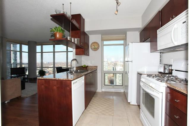 3903 - 10 Navy Wharf Crt, Condo with 1 bedrooms, 1 bathrooms and null parking in Toronto ON | Image 6