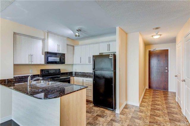 LphG - 8 Rosebank Dr, Condo with 1 bedrooms, 1 bathrooms and 1 parking in Toronto ON | Image 4