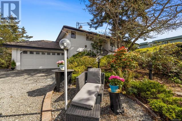 3849 Graceland Dr, House detached with 3 bedrooms, 3 bathrooms and 4 parking in Metchosin BC | Image 54