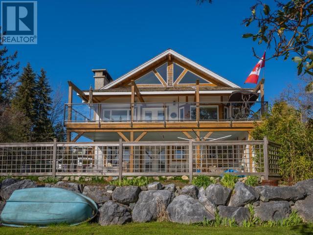 4810 Sanderson Road, House detached with 3 bedrooms, 3 bathrooms and 2 parking in Powell River D BC | Image 2