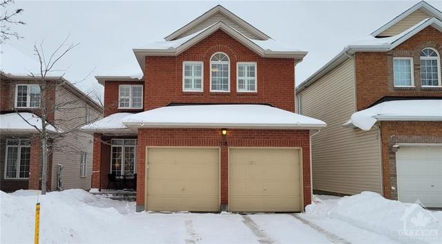 118 Finn Court, House detached with 5 bedrooms, 4 bathrooms and 6 parking in Ottawa ON | Card Image