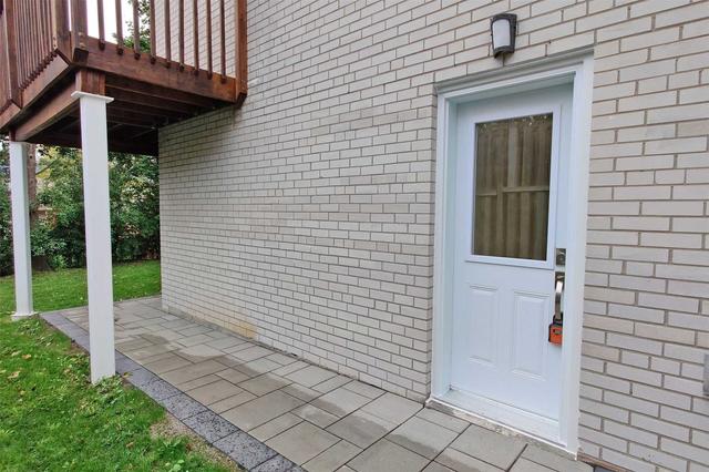 663 Conacher (Bsmt) Dr, House detached with 2 bedrooms, 1 bathrooms and 1 parking in Toronto ON | Image 10