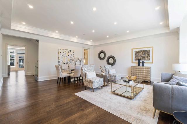 299 Joicey Blvd, House detached with 4 bedrooms, 5 bathrooms and 6 parking in Toronto ON | Image 32