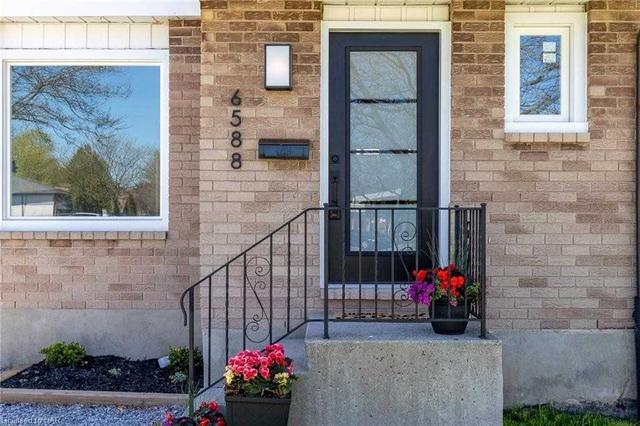 6588 Kuhn Cres, House semidetached with 3 bedrooms, 2 bathrooms and 1 parking in Niagara Falls ON | Image 12