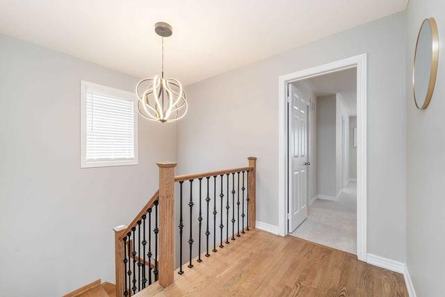 47 Taverner Cres, House detached with 4 bedrooms, 4 bathrooms and 4 parking in Ajax ON | Image 9