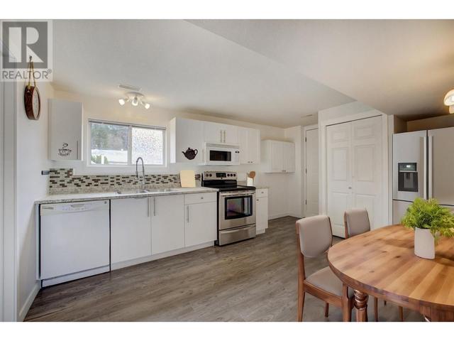2653 Springfield Road, House detached with 4 bedrooms, 3 bathrooms and 5 parking in Kelowna BC | Image 21