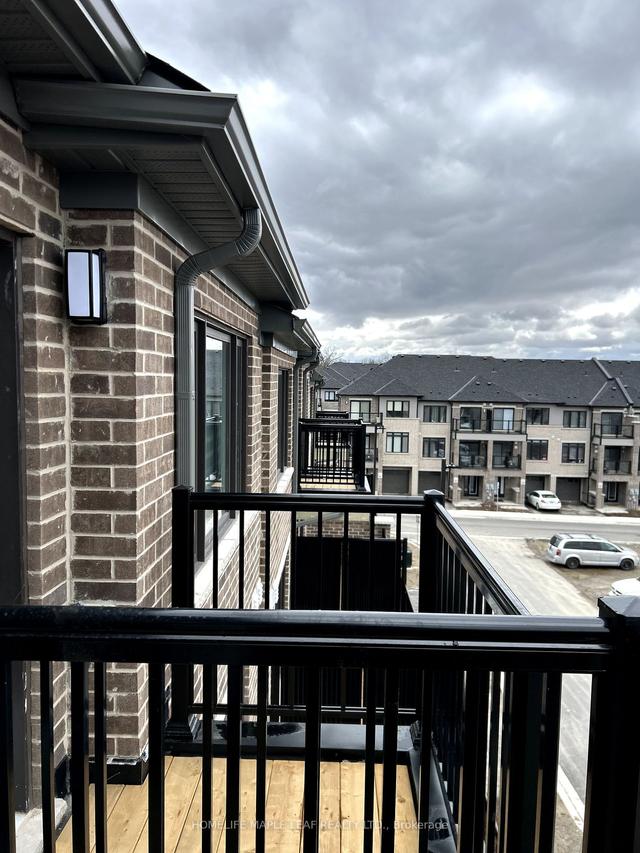 207 - 585 Colborne St, Townhouse with 3 bedrooms, 3 bathrooms and 2 parking in Brantford ON | Image 11