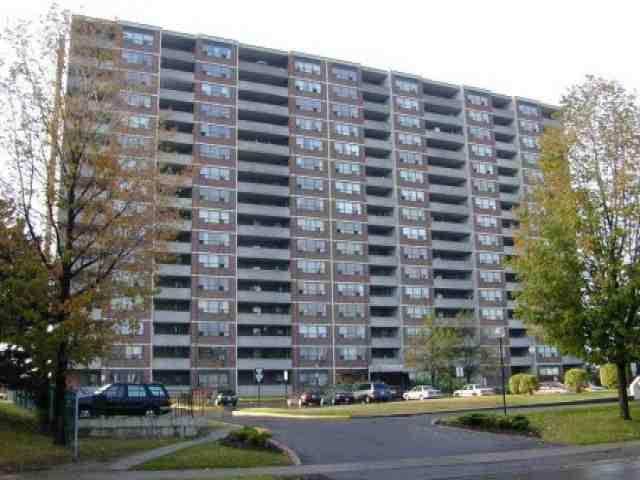 510 - 45 Sunrise Ave, Condo with 2 bedrooms, 1 bathrooms and 1 parking in Toronto ON | Image 1