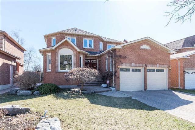 86 Willowbrook Dr, House detached with 4 bedrooms, 3 bathrooms and 2 parking in Whitby ON | Image 1