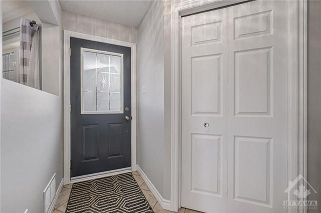 46 Roger Crescent, Townhouse with 3 bedrooms, 2 bathrooms and 3 parking in Casselman ON | Image 3