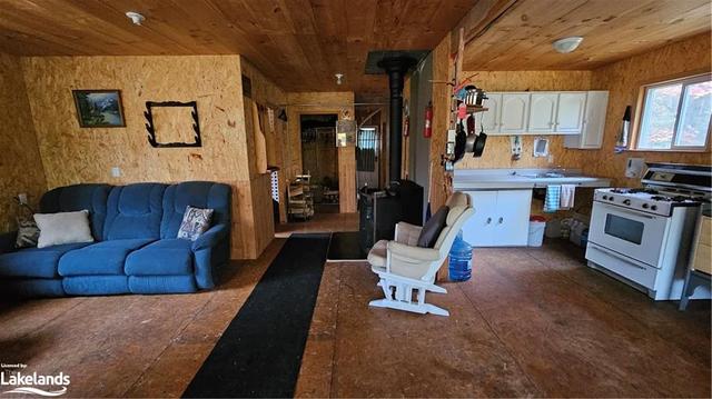 620 Centre Road, House detached with 4 bedrooms, 0 bathrooms and 8 parking in Parry Sound, Unorganized, Centre Part ON | Image 17