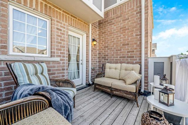 653 Laking Terr, House attached with 4 bedrooms, 3 bathrooms and 3 parking in Milton ON | Image 17