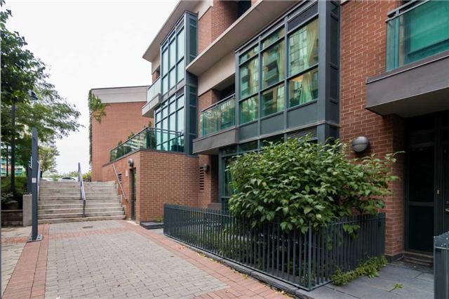 Th08 - 1171 Queen St W, Townhouse with 2 bedrooms, 3 bathrooms and 1 parking in Toronto ON | Image 2