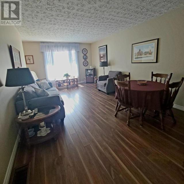 129 Hergott Ave, House detached with 3 bedrooms, 1 bathrooms and null parking in Elliot Lake ON | Image 6