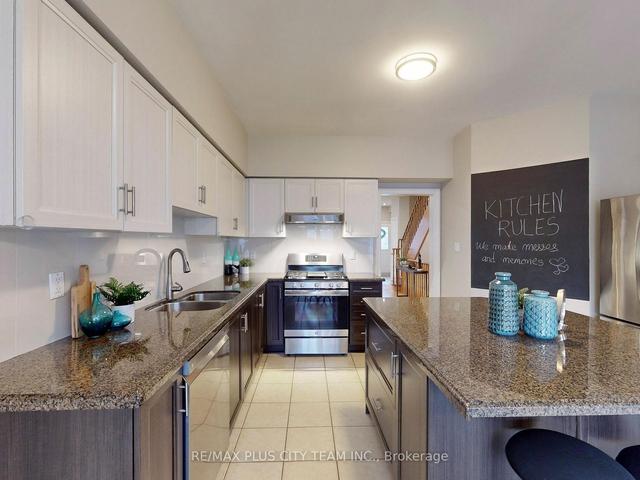 9 Algarve Cres, House semidetached with 3 bedrooms, 3 bathrooms and 2 parking in Toronto ON | Image 27
