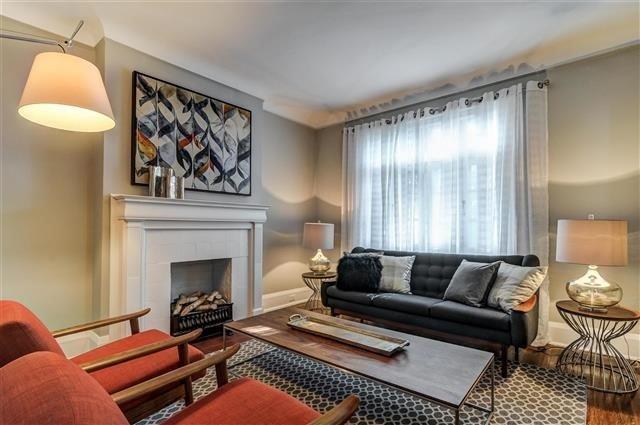 79 Monarch Park Ave, House semidetached with 3 bedrooms, 2 bathrooms and 1 parking in Toronto ON | Image 3