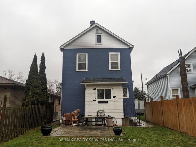5042 Ontario Ave, House detached with 3 bedrooms, 2 bathrooms and 4 parking in Niagara Falls ON | Image 12
