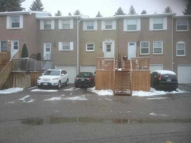 212 Westcourt Pl, Townhouse with 2 bedrooms, 2 bathrooms and 2 parking in Waterloo ON | Card Image