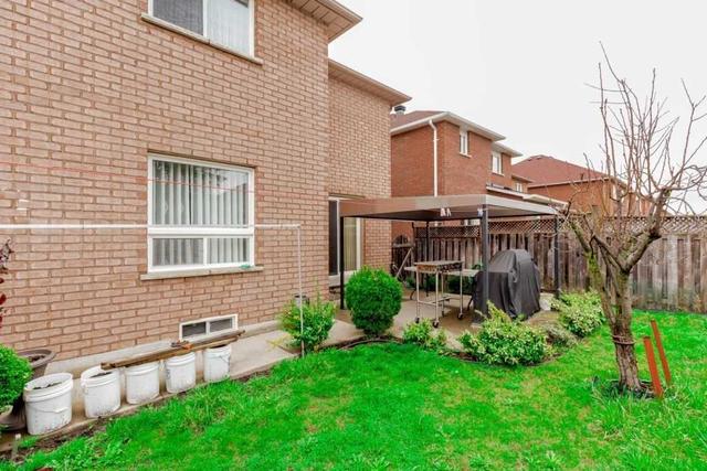 59 Orchid Dr, House detached with 4 bedrooms, 3 bathrooms and 6 parking in Brampton ON | Image 18