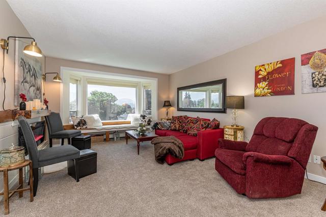313 - 8725 Elm Drive, Condo with 2 bedrooms, 2 bathrooms and null parking in Chilliwack BC | Card Image