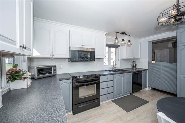 228 Third Street W, House detached with 3 bedrooms, 2 bathrooms and 8 parking in Cornwall ON | Image 15