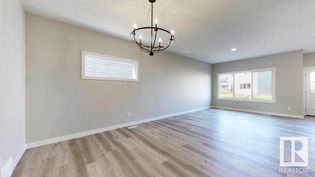 9822 225a St Nw, House detached with 3 bedrooms, 2 bathrooms and 4 parking in Edmonton AB | Image 11