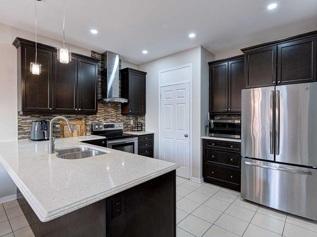 34 Ventura Ave, House detached with 4 bedrooms, 4 bathrooms and 4 parking in Brampton ON | Image 6