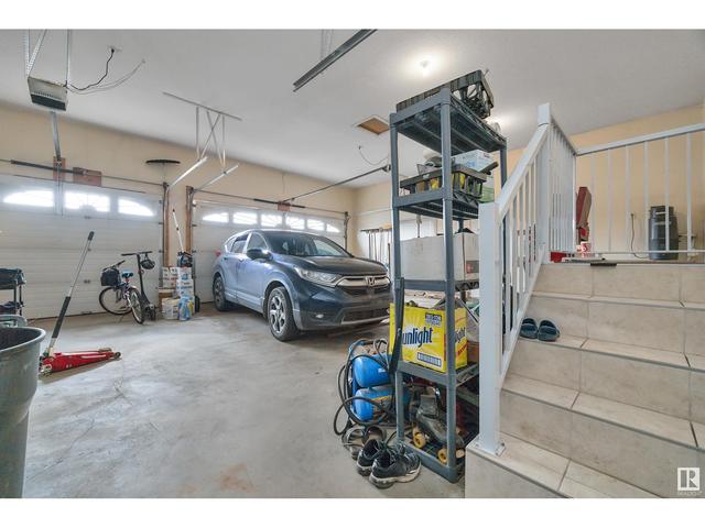 507 Ozerna Rd Nw, House detached with 5 bedrooms, 4 bathrooms and null parking in Edmonton AB | Image 26