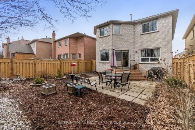 11 Nymark Pl, House detached with 4 bedrooms, 3 bathrooms and 6 parking in Brampton ON | Image 32