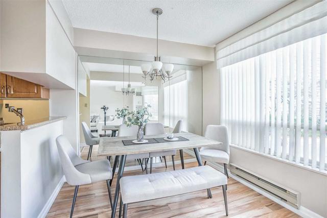 212 - 175 Cedar Ave, Condo with 2 bedrooms, 2 bathrooms and 2 parking in Richmond Hill ON | Image 6