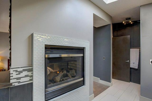 2430 31 Avenue Sw, Home with 3 bedrooms, 2 bathrooms and 2 parking in Calgary AB | Image 31