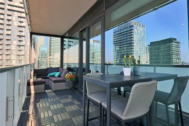 2806 - 11 Charlotte St, Condo with 2 bedrooms, 1 bathrooms and 1 parking in Toronto ON | Image 18