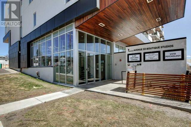 305, - 3450 19 Street Sw, Condo with 1 bedrooms, 1 bathrooms and 1 parking in Calgary AB | Image 2
