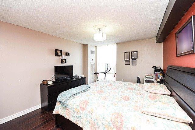 2103 - 18 Knightsbridge Rd, Condo with 2 bedrooms, 1 bathrooms and 1 parking in Brampton ON | Image 17