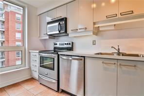 Lph4 - 50 Old Mill Rd, Condo with 2 bedrooms, 2 bathrooms and 2 parking in Oakville ON | Image 9