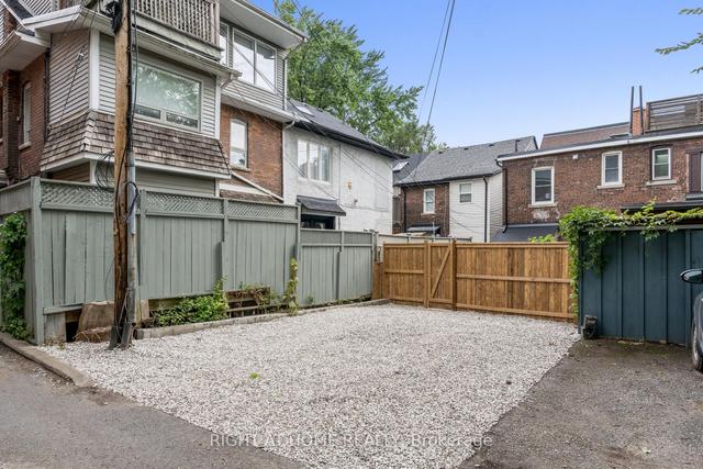 726 Logan Ave, House semidetached with 3 bedrooms, 2 bathrooms and 2 parking in Toronto ON | Image 16