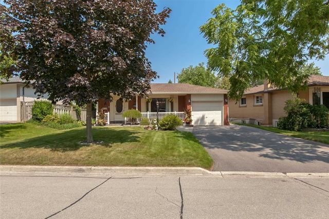 4399 Dublin Cres, House detached with 3 bedrooms, 3 bathrooms and 5 parking in Burlington ON | Image 23