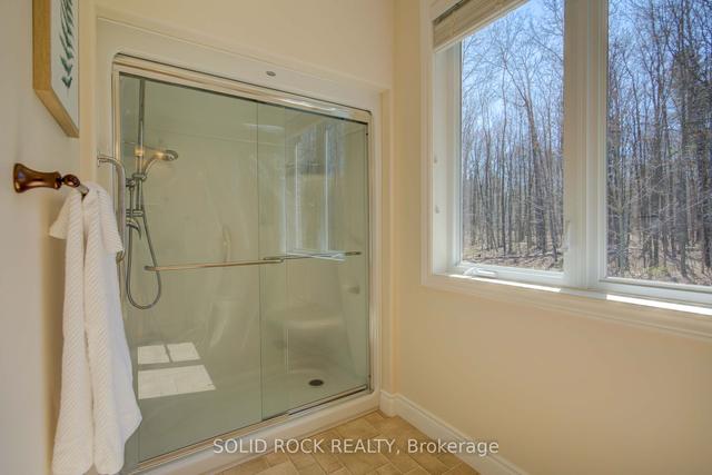61 Oak Ridge Dr, House detached with 3 bedrooms, 2 bathrooms and 10.5 parking in Quinte West ON | Image 6
