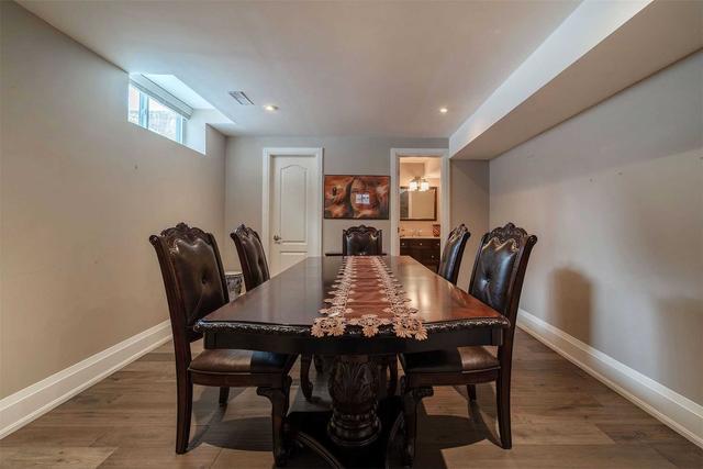 3206 Sorrento Cres, House detached with 4 bedrooms, 5 bathrooms and 4 parking in Burlington ON | Image 11