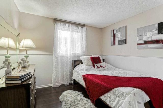 36 - 57 Hansen Rd N, Townhouse with 3 bedrooms, 2 bathrooms and 1 parking in Brampton ON | Image 13